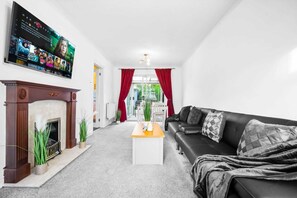 Casa | Área de sala de estar | Chimenea 