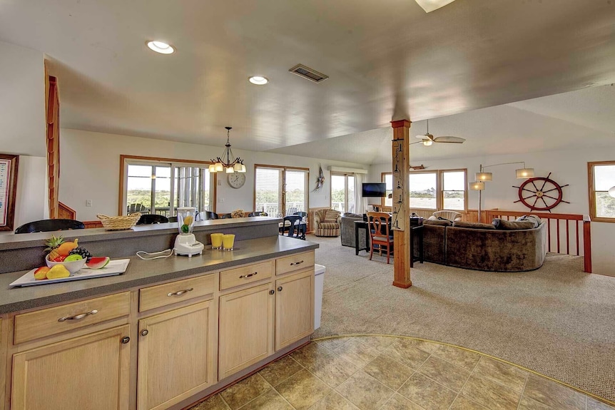 Oceanside, Ocean Views, Sound Views, Sundeck, Short Walk To The Beach! - Hatteras, NC