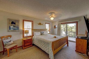 4 slaapkamers, een strijkplank/strijkijzer, gratis wifi, beddengoed