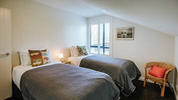 4 habitaciones, tabla de planchar con plancha y wifi gratis