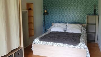 1 chambre, Wi-Fi gratuit, draps fournis
