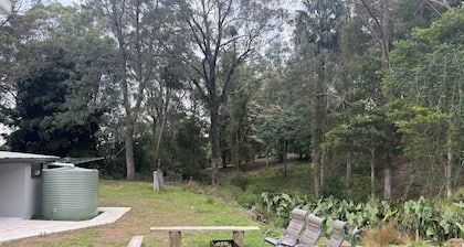 "Deer Valley" Large Farmhouse in Illawarra with lake and ocean views on 50 acres
