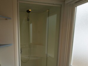 Bathroom - Nice Chalet With Dishwasher on a Holiday Park (Zutendaal)