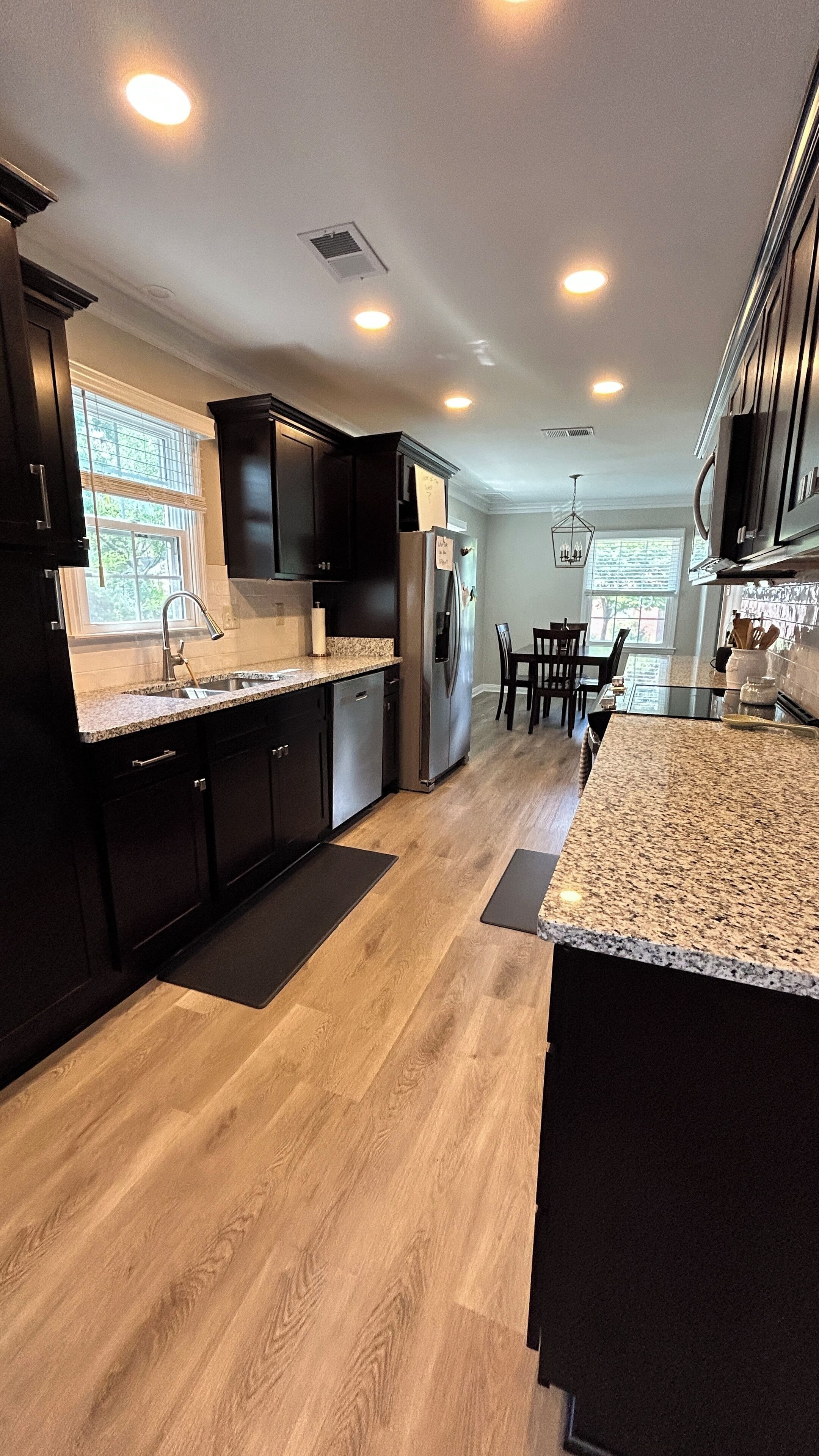 ميكروويف، فرن، موقد طهي مسطح، غسالة أطباق