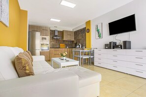 Interior - Vacation Apartment 'La Octava Isla' with Shared Pool, Wi-Fi (Puertito de Güimar)