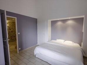 3 sovrum, strykjÀrn/strykbrÀda, gratis wi-fi och sÀngklÀder