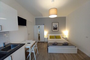 1 bedroom, iron/ironing board, free WiFi, bed sheets