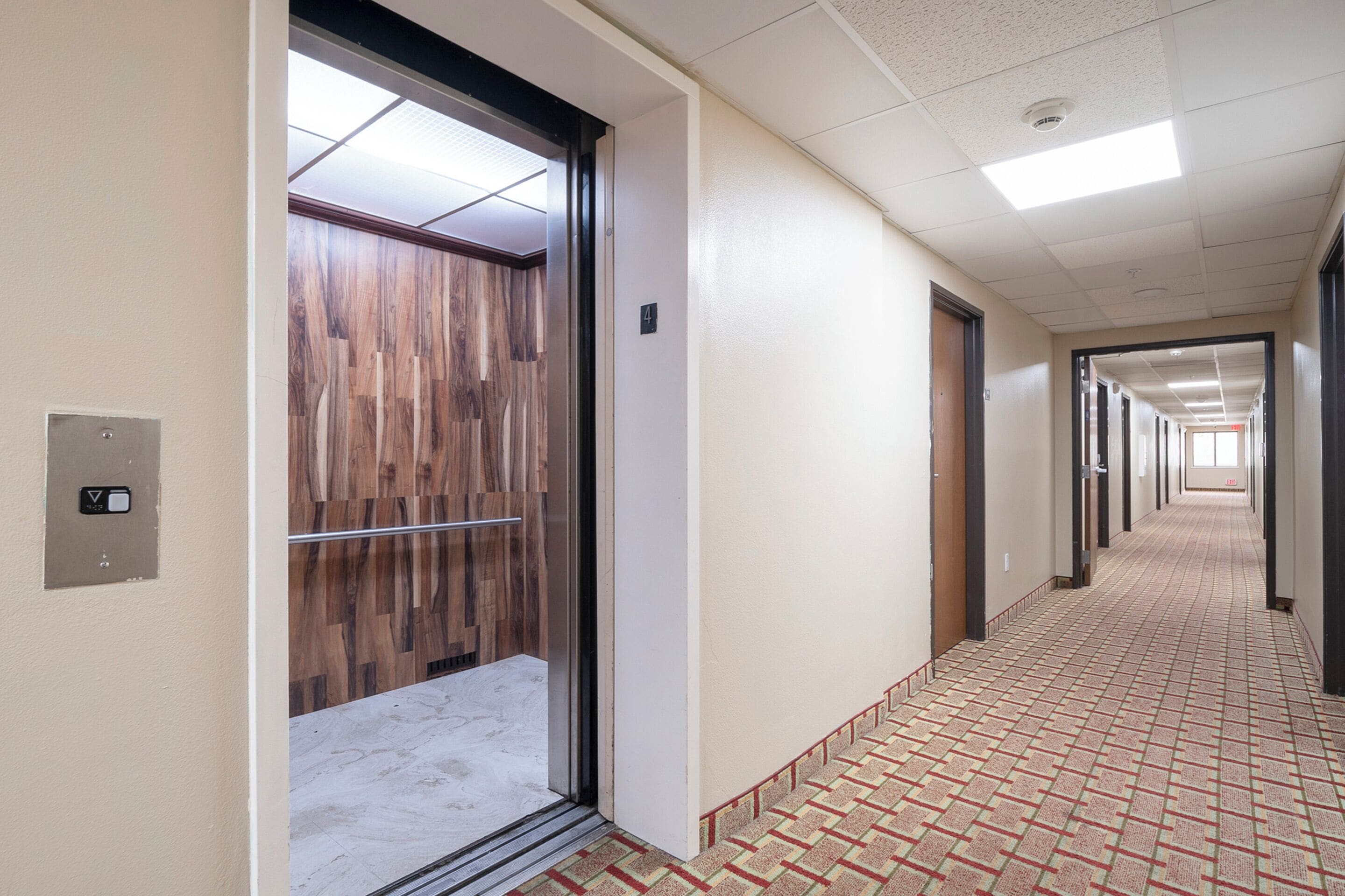 Photo - OYO Townhouse Houston Airport North