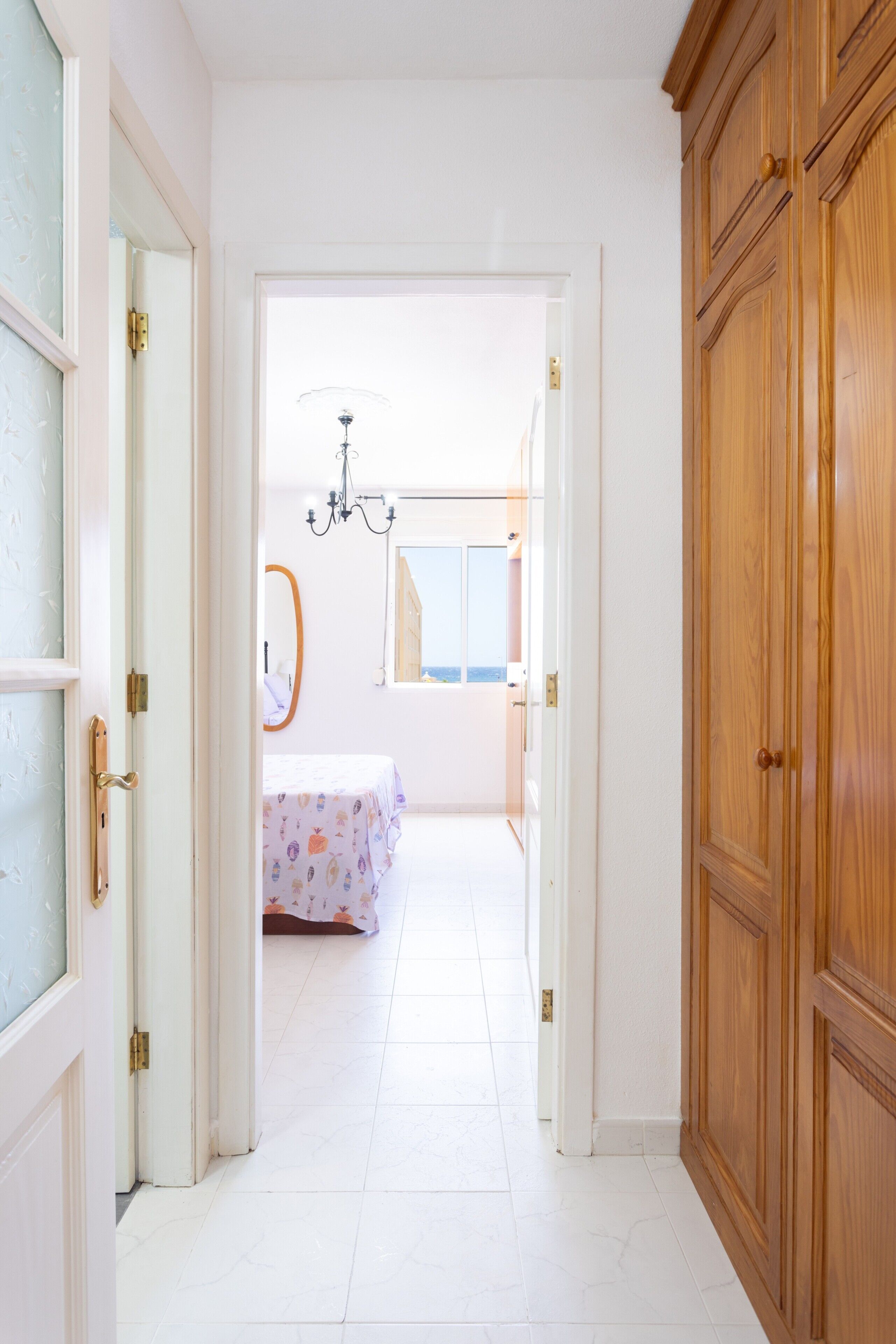 1 chambre, fer et planche à repasser, Wi-Fi gratuit, draps fournis