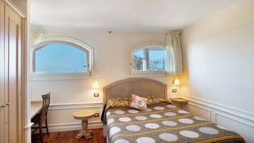 8 Schlafzimmer, Bügeleisen/Bügelbrett, kostenloses WLAN, Bettwäsche