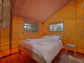 Tenda | 3 camere, con arredamento individuale