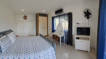 1 bedroom, iron/ironing board, free WiFi, bed sheets