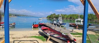 Modern studio beside Oracabessa Bay.  A retreat in the heart of the community. 