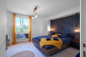 4 slaapkamers, een strijkplank/strijkijzer, gratis wifi