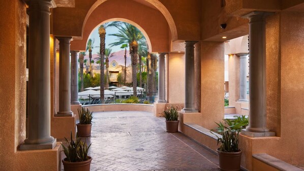 Terrace/patio - Escape to Tranquility at The Westin Mission Hills - Coachella Ready (Rancho Mirage)