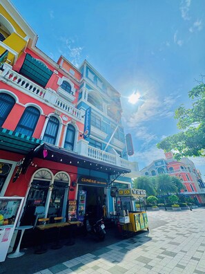 Front of property - Haleeda Homestay Grand World Phu Quoc (Phu Quoc)