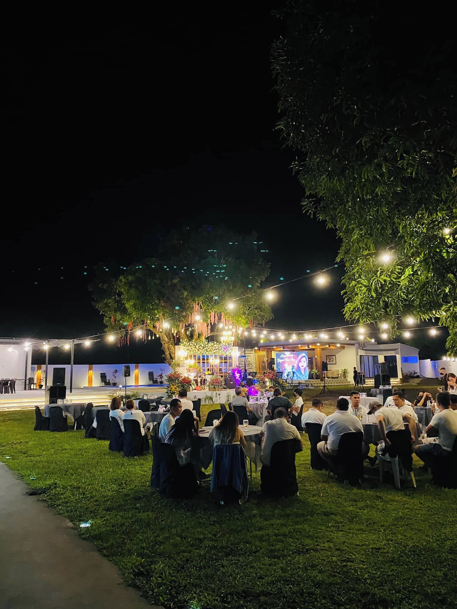 Espace banquet en plein air
