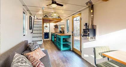 Thainy House, 6-Acre Retreat: Gardiner, ME