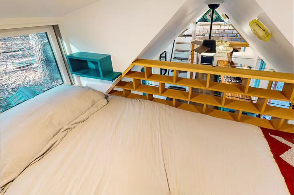 1 bedroom, desk, free WiFi, bed sheets