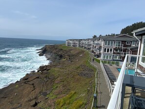 Indoor pool, outdoor pool - Whale Pointe H313 -Breathtaking Oceanfront Views-Depoe Bay, Oregon (Depoe Bay)