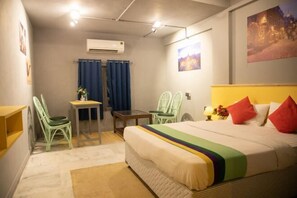 Room - Hotel FORT28 (Nagpur)