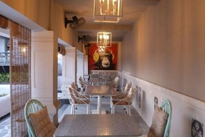 Restaurant - Hotel FORT28 (Nagpur)