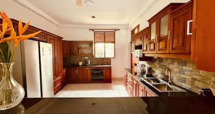 Stay like home in Kadawatha, Sri Lanka