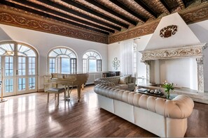 Villa | 4 bedrooms - Lake Front Villa Schlosser (Malcesine)