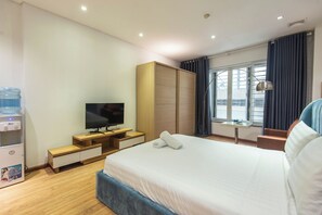 In-room safe, blackout drapes, soundproofing, iron/ironing board - Wendy apartment Phan Ke Binh (Hanoi)