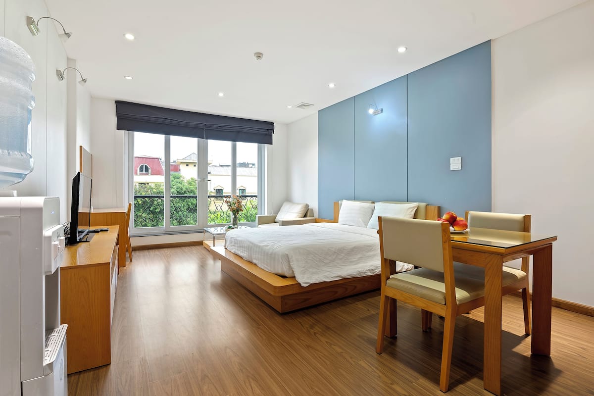Design-Studio | 1 Schlafzimmer, Zimmersafe, Verdunkelungsvorhänge