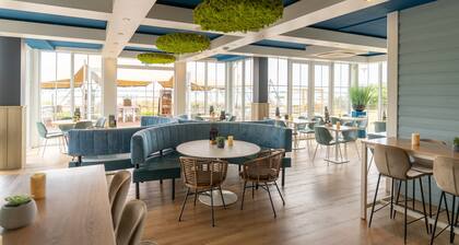 Hotel Room in Hellevoetsluis by the Beach