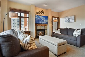 TV, fireplace - Unequalled Ski in Out, Next to Gondola, Sundial 1BR, Pool, Hot tub, Condo Nast Winner C316B (Park City)