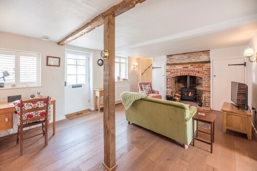 10 Angel Lane - a stylish cottage in Woodbridge