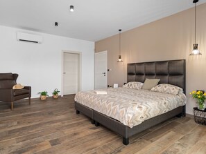 4 bedrooms, internet