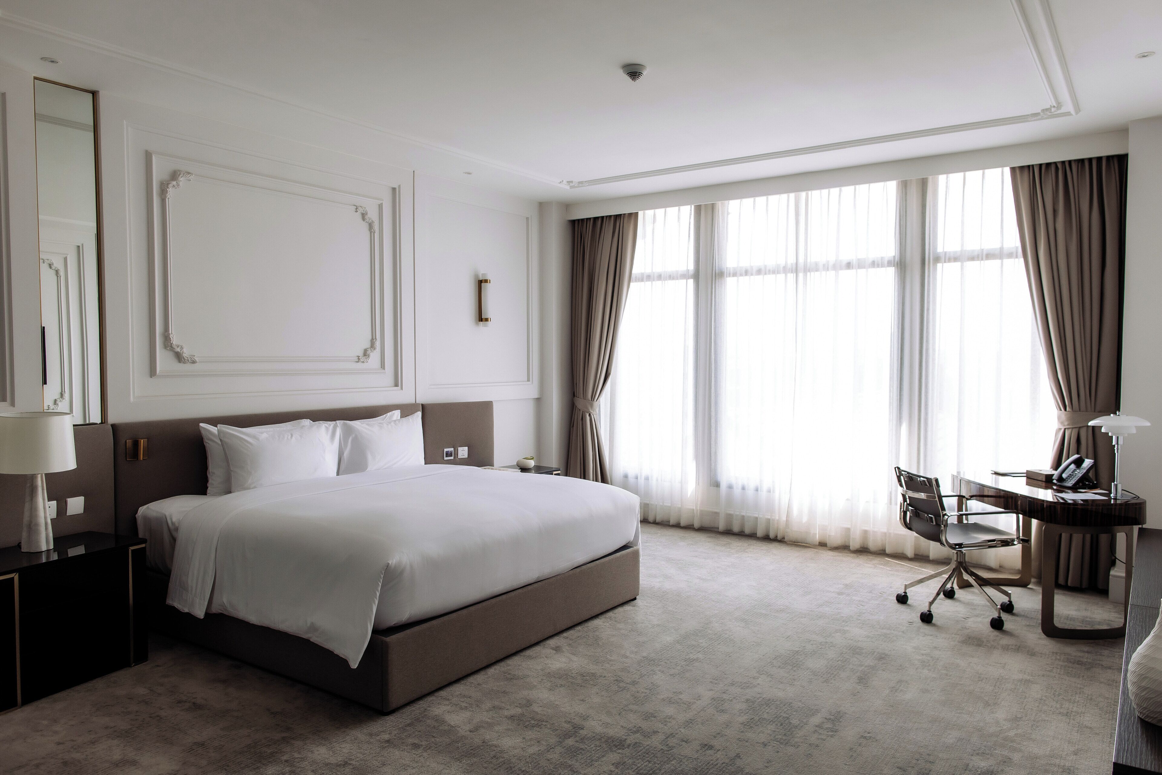 Premium bedding, in-room safe, desk, blackout drapes
