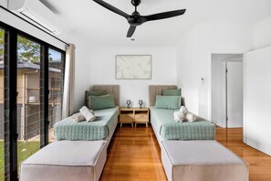 Maison Luxe, 3 chambres, vue piscine