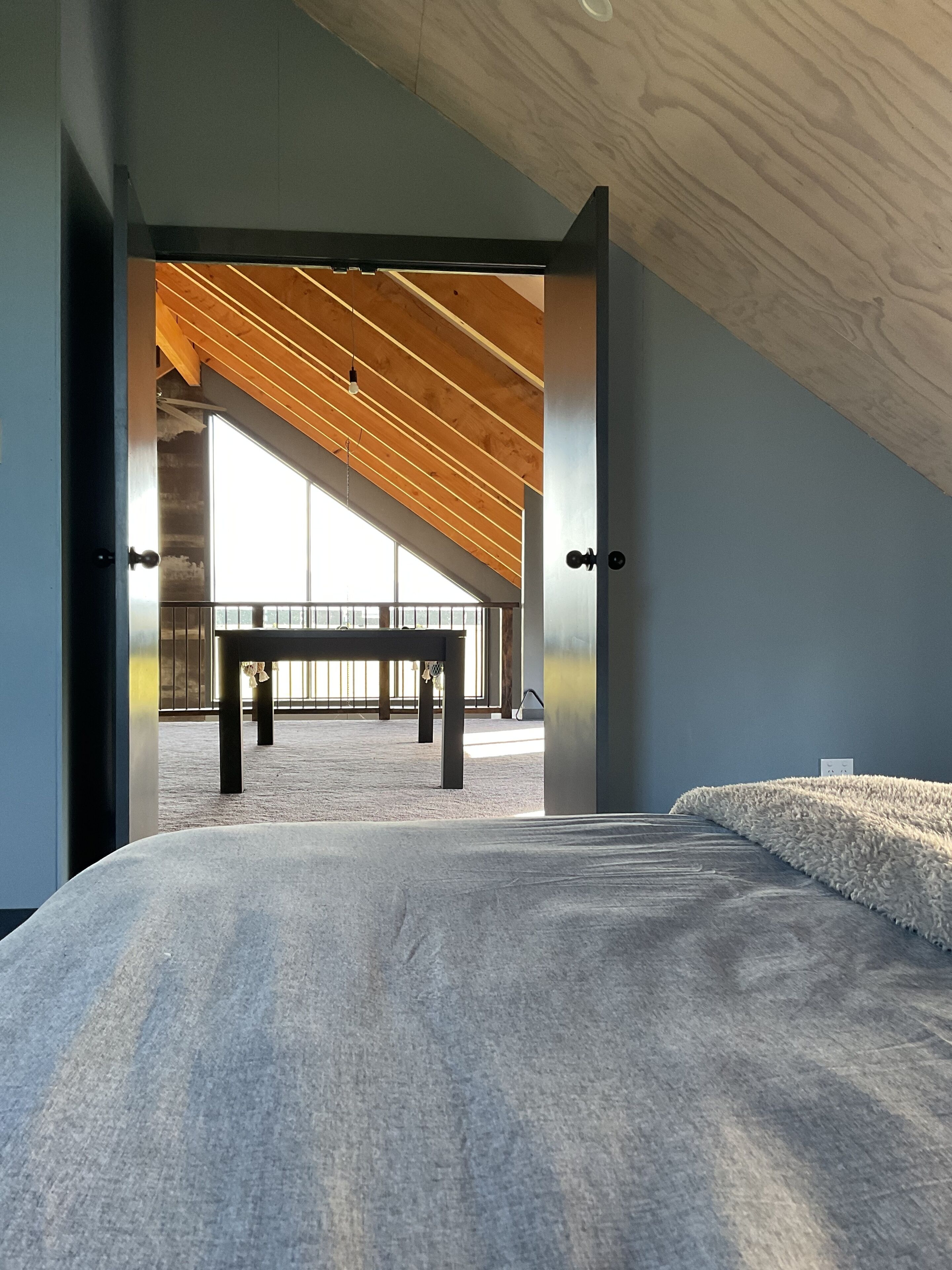 4 bedrooms, WiFi, bed sheets