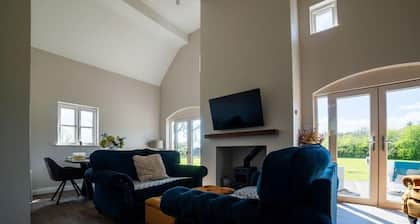 Cottage, 3 Bed,Sleeps 7, Free Parking