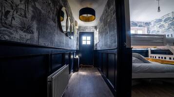 3 chambres, fer et planche Ă repasser, Wi-Fi, draps fournis