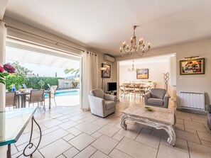 TV - Clos des collines by Interhome (Gassin)