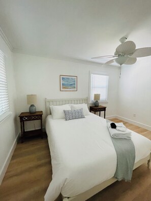 2 slaapkamers, reisbedje, gratis wifi, beddengoed