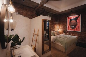 Villa, 2 Bedrooms, Kitchenette | Bathroom