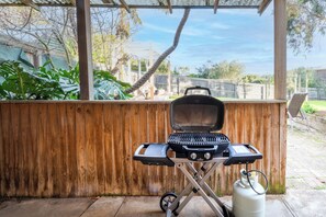 Terrace/patio - Pet friendly Oasis w/ Enchanting Sunset View (Ocean Grove)