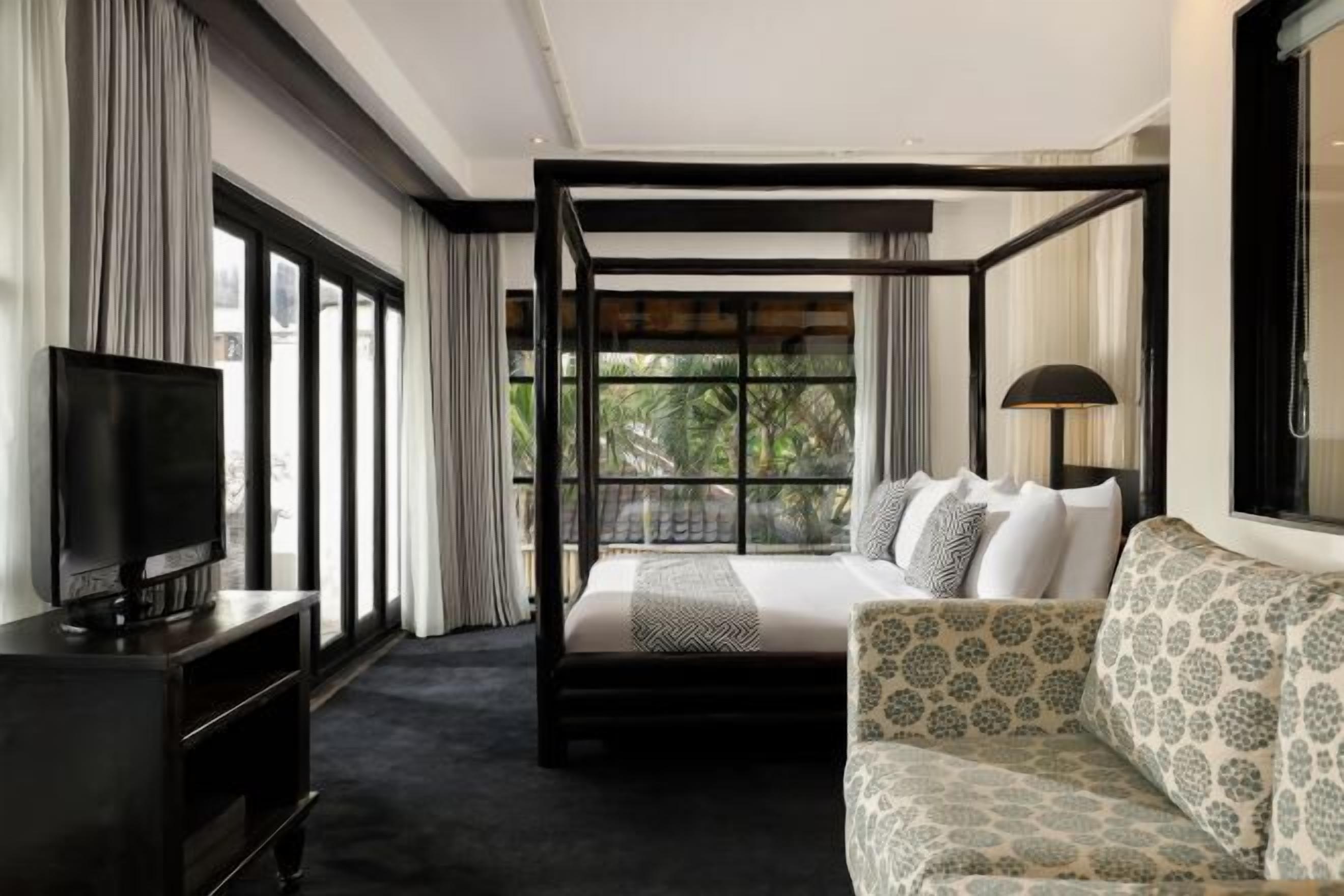 Bureau, Wi-Fi gratuit, draps fournis