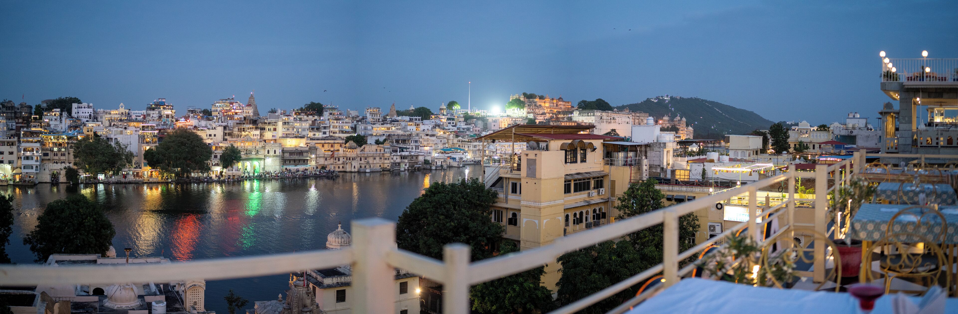 Photo - DERA PICHOLA- A Lake Facing Boutique Hotel