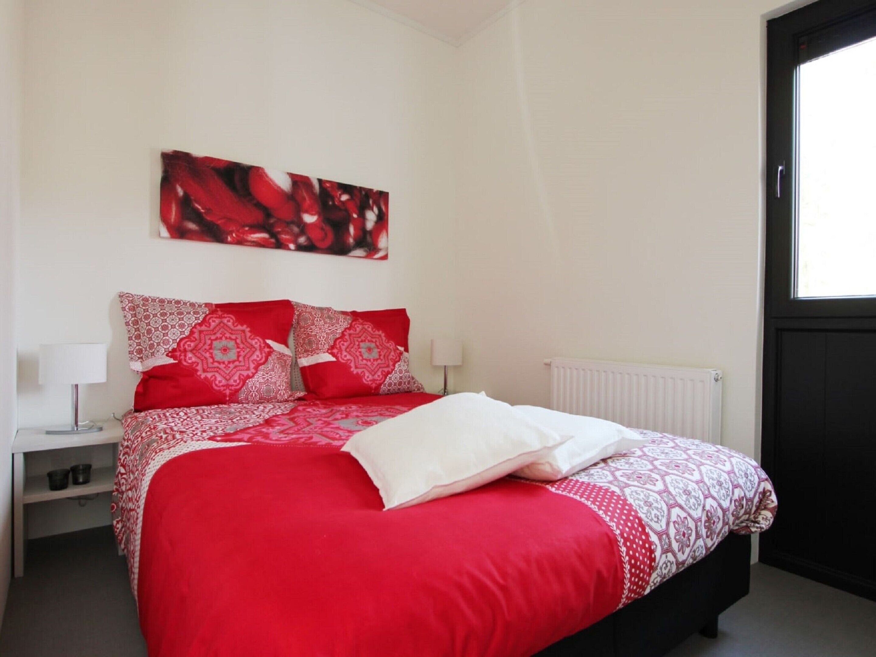 Huis | 2 slaapkamers, individueel gemeubileerd, beddengoed