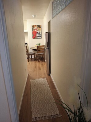 Interior - Lovely Studio with Kitchen in charming Aptos (Aptos)