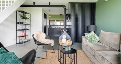 Luxury Farmstay – Sleep in Style Among the Cows