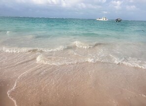 Camastros y toallas de playa 