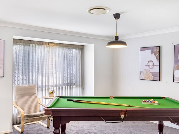 غرفة الألعاب